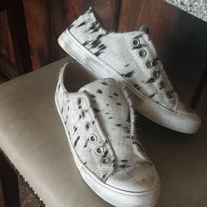 Naughty Monkey slip ons